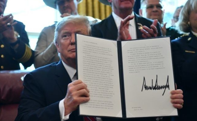 "Free Speech" Executive Order Signed - Views of President Trump & Other Officials