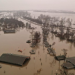 US Midwest Flood - Two Giant Waves Caused Heavy Damage