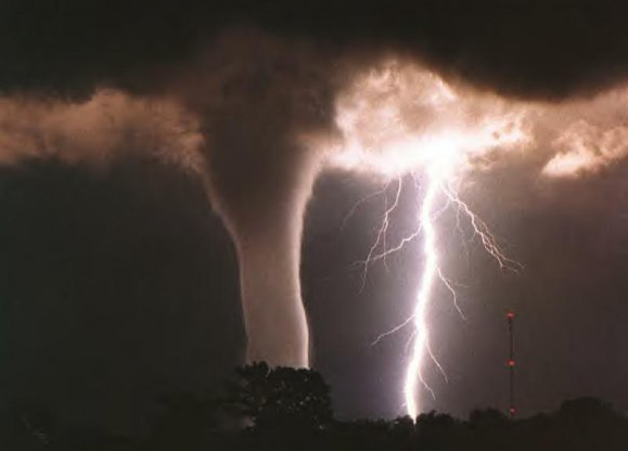 Southern US Tornado Moving Toward East Coast - Eight Died in the Southern States